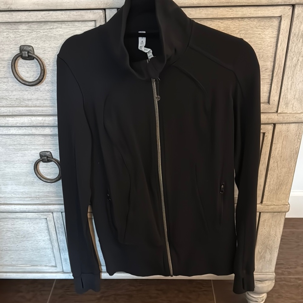Women's Black Lululemon Jacket